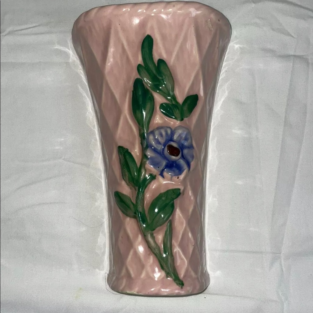 Vintage Morton Pottery Wall pocket